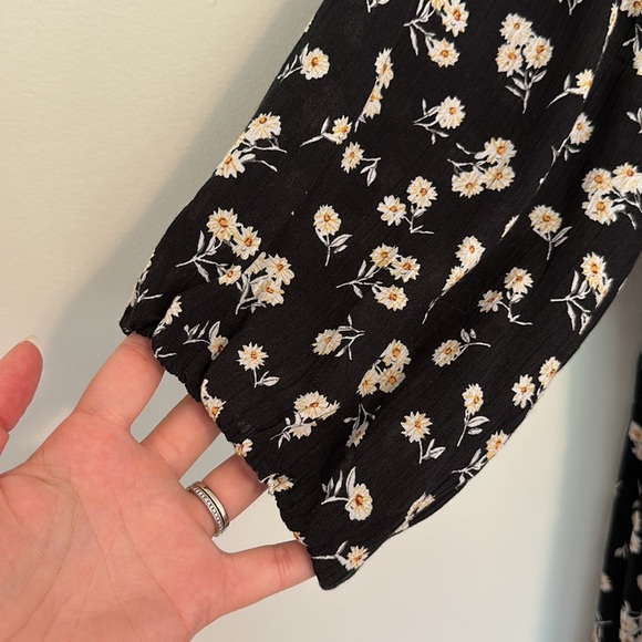 Women’s Daisy Wrap Dress - Propaganda (from Plenty) - size Large - Picture 2 of 5